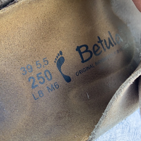 Birkenstock sandals. - Picture 7 of 12